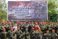 Kodim 1715/Yahukimo Rayakan HUT Ke-79 TNI Bersama Forkopimda dan Masyarakat