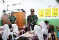Panglima TNI Tinjau Program Makan Bergizi Gratis di Cimahi Jawa Barat