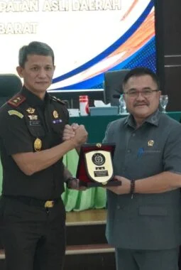 Kejati Kalbar Perkuat Pengawalan Hukum Optimalkan PAD