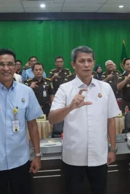 Kejaksaan Tinggi Kalimantan Barat Luncurkan Sikawan Dayak